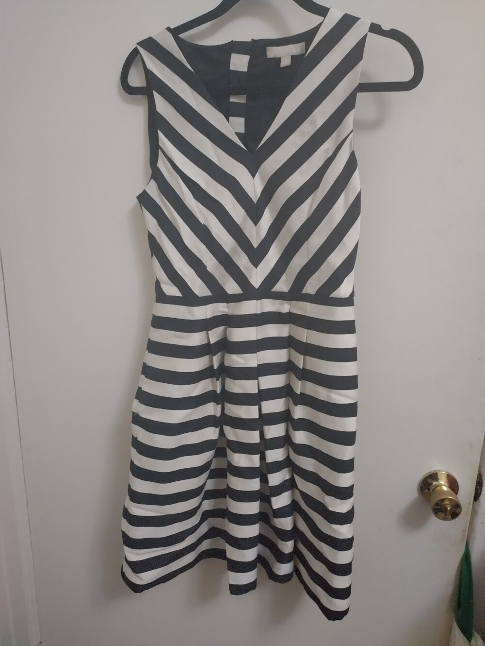 Banana Republic Black & White Chevron Striped Mini Dress